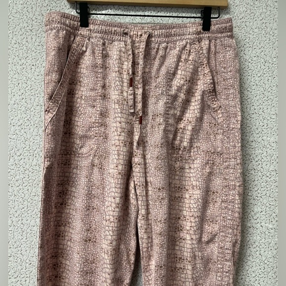 Anthropologie Orana Printed Joggers Pink Snakeskin Print Pants | Size Medium - Picture 2 of 11